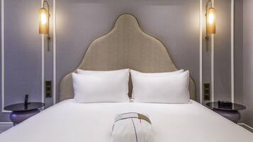 Premium bedding, desk, blackout curtains, soundproofing