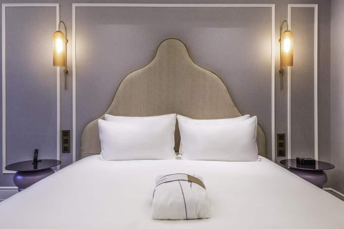 Privilege, Zimmer, 1 King-Bett