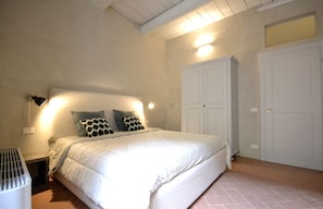 Apartment | 3 Schlafzimmer, Bügeleisen/Bügelbrett, kostenlose Babybetten