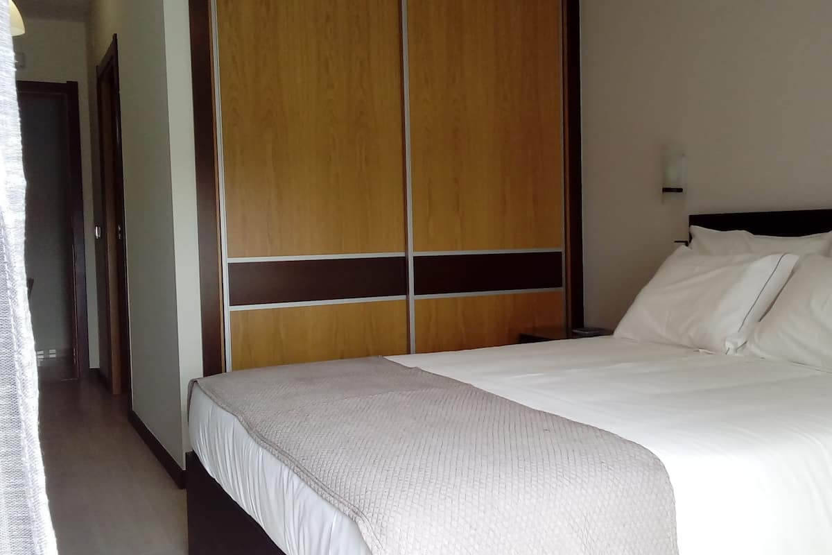 Double Room, Balcony | In-room safe, desk, soundproofing, rollaway beds