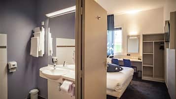 Premium bedding, Select Comfort beds, in-room safe, desk