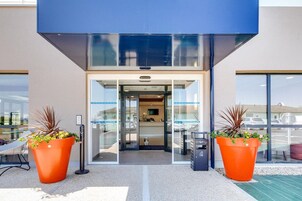 Entrée de l  ’hébergement