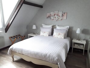 Individually decorated, individually furnished, desk, bed sheets