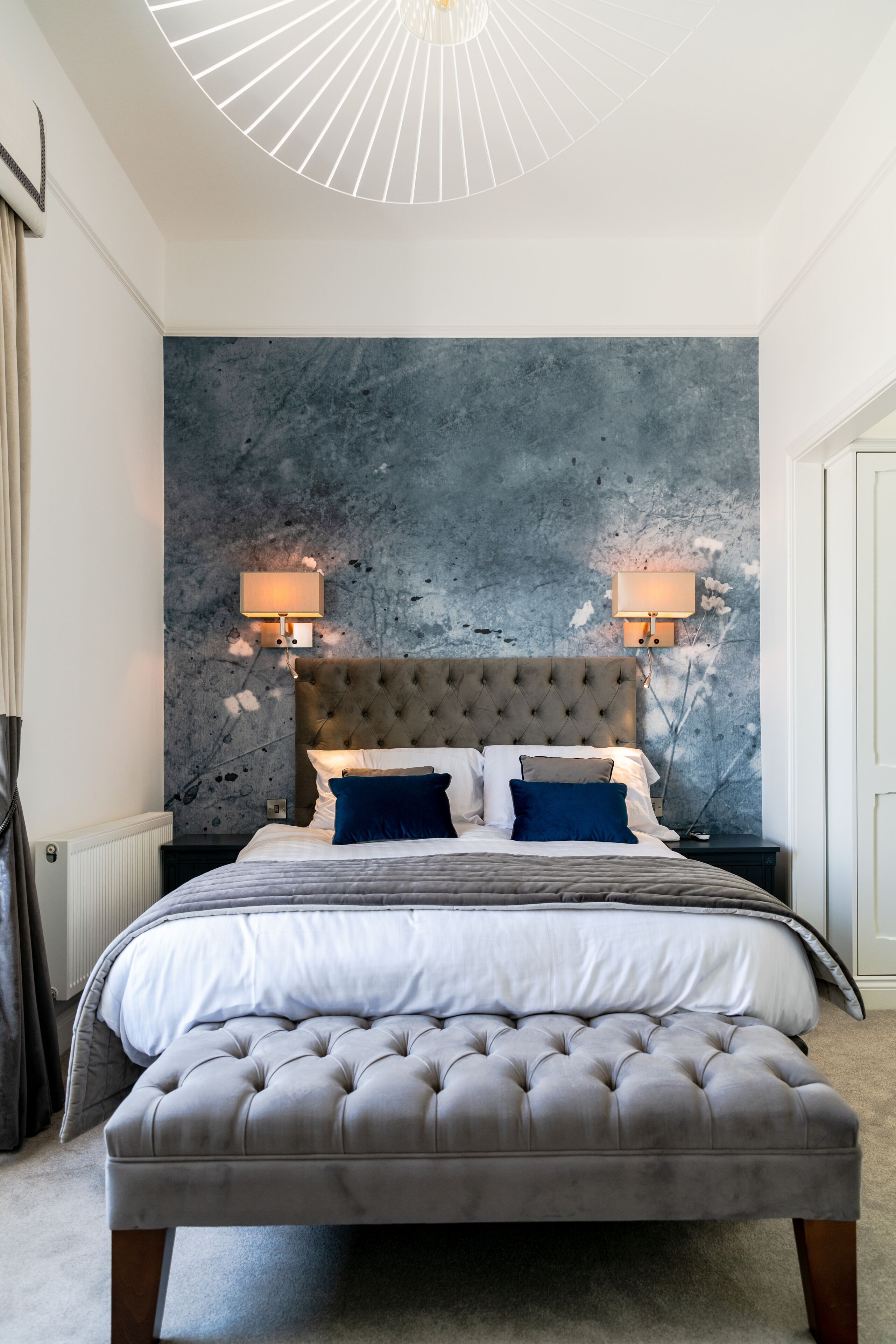 Photo - The Strand Hotel, the former residence of Oscar Wilde