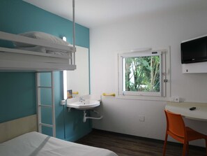 Soundproofing, free WiFi, bed sheets, wheelchair access - hotelF1 Orange Centre Échangeur A7 A9 (Orange)
