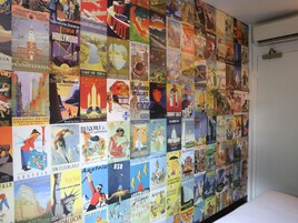 Sistema de insonorización, wifi gratis y ropa de cama 