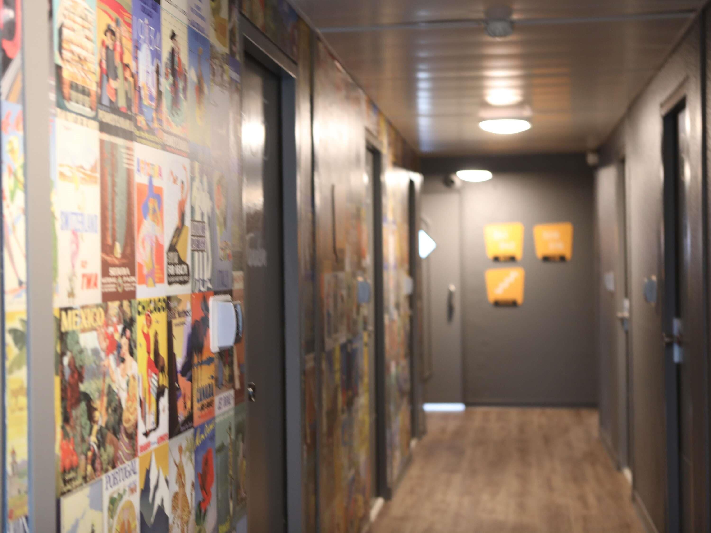 Habitació amb dos llits individuals (Duo) | Habitacions insonoritzades, wifi gratuïta i roba de llit 