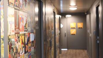 Twin kamer (Duo) | Geluiddichte muren, gratis wifi, beddengoed, rolstoeltoegang