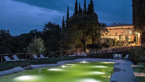 อ่างสปากลางแจ้ง