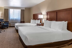 Premium bedding, pillow-top beds, desk, laptop workspace - Comfort Inn & Suites Coeur d'Alene (Coeur d'Alene)