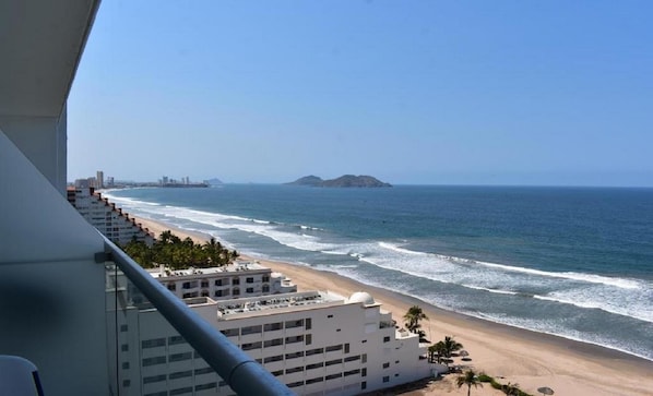 Beach/ocean view - Condo Peninsula (Mazatlán)