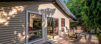 Inn Kognito 2 LAKEFRONT Camelbeach. Mt. Airy Casino Kalahari andre huset naboen