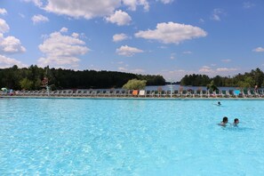 Indoor pool, outdoor pool