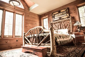 8 chambres, coffres-forts dans les chambres, bureau