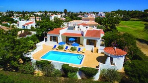 Exterior - Beautiful private enclosed villa with AC & heated pool overlooking golf course (Carvoeiro)