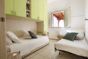 2 dormitorios, tabla de planchar con plancha, wifi gratis y ropa de cama