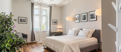 2 bedrooms, in-room safe, iron/ironing board, WiFi