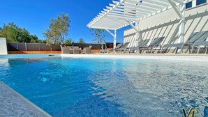 Piscine extérieure, piscine chauffée
