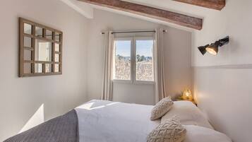 2 bedrooms, iron/ironing board, travel crib, WiFi