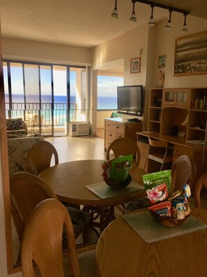 تناول الطعام