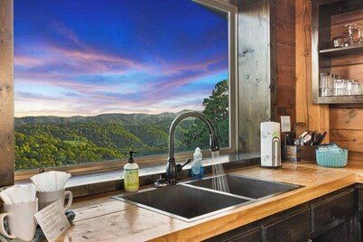 Sky-High Tower | 360° Lake & Mountain Views
