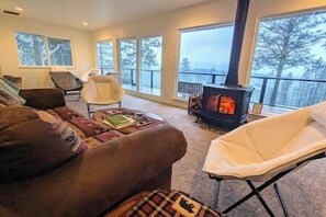 Interior - Kirkwood Ski, Wineries, Caves, Family friendly, near Gold Country (Volcano)