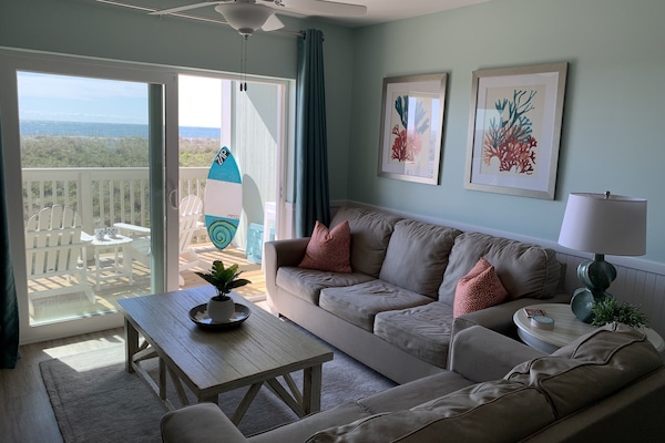 Living space with queen sleeper pull out sofa