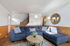 Smart TV, fireplace, DVD player, table football