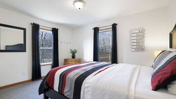 7 bedrooms, WiFi, bed sheets, wheelchair access