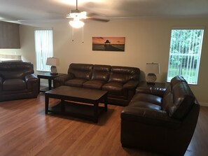 Fernseher, DVD-Player