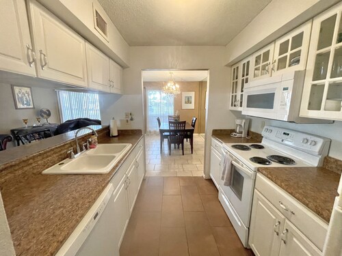 Cozy Getaway Condo in Rancho Viejo Country Club