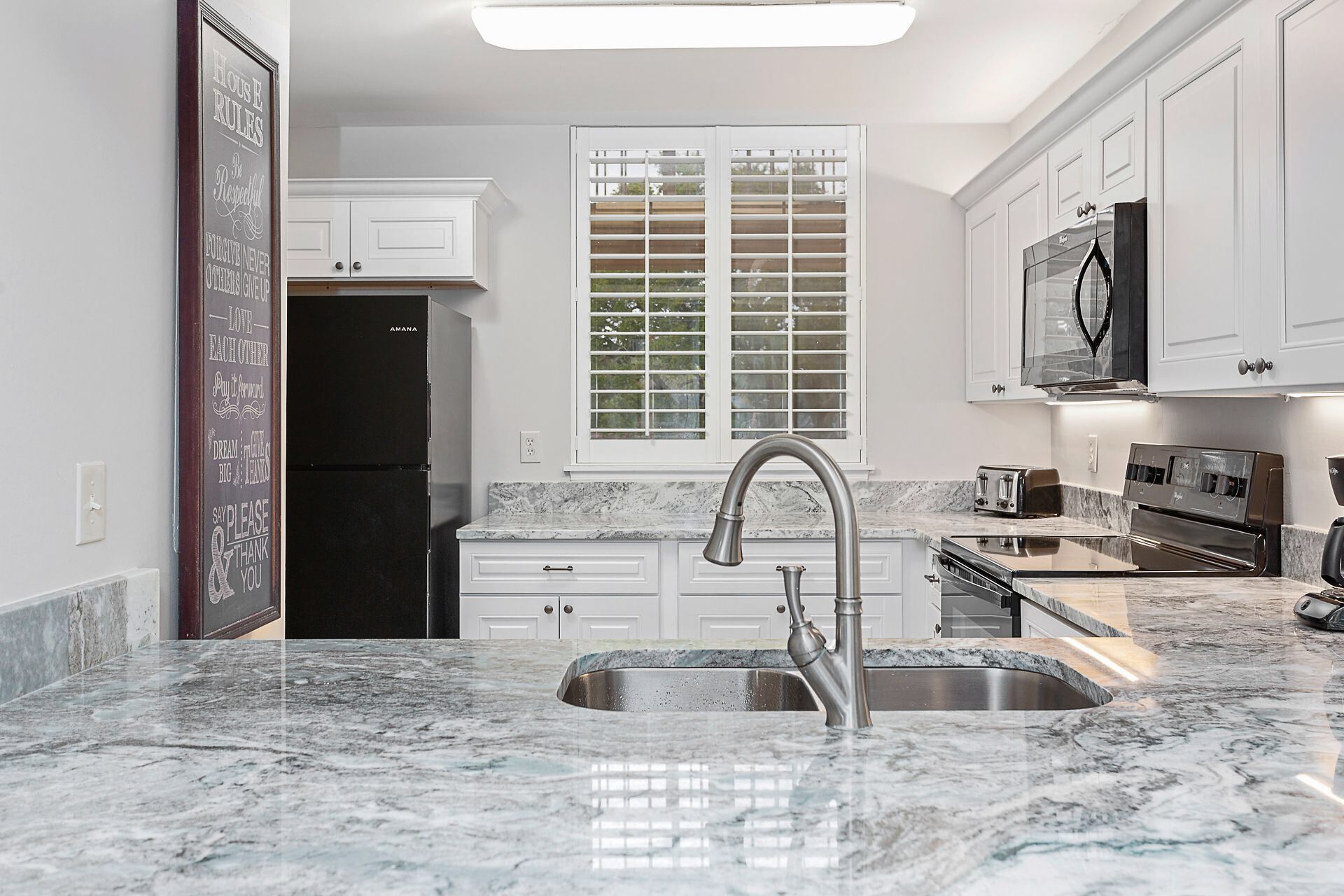  King & Prince South Ocean Villa 22