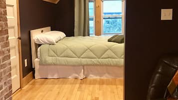 8 chambres, coffres-forts dans les chambres, fer et planche Ă repasser