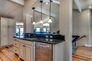 Interior - Myrtle Beach Home on the Ocean! Sun Deck! Pool! Spa! Two Master BRs! Pool Table! (Myrtle Beach)