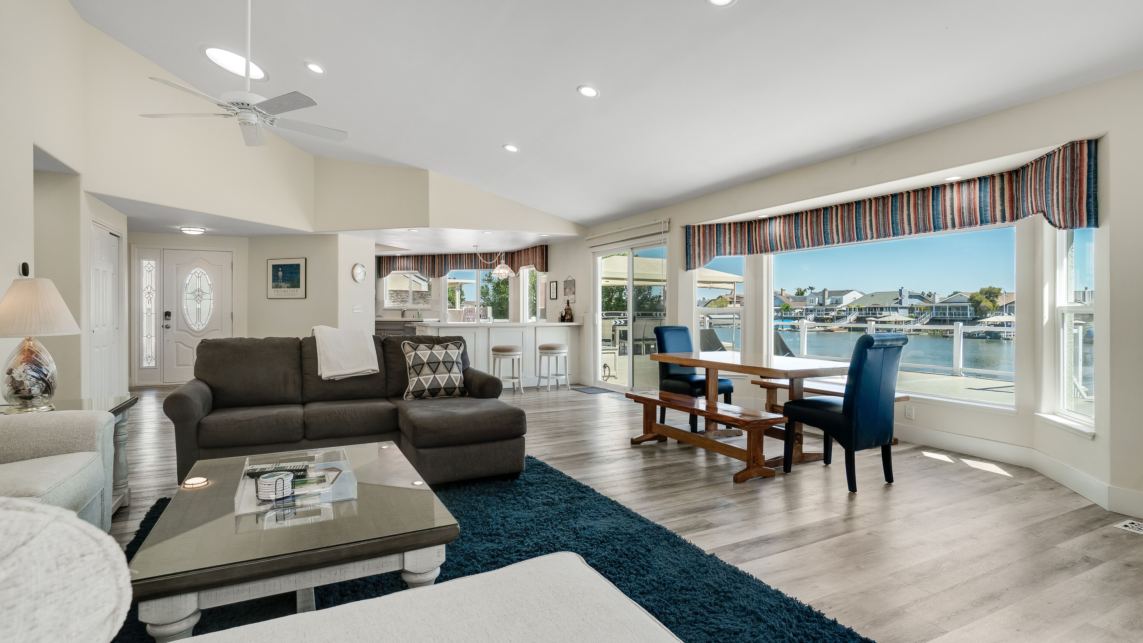 100% remodeled in 2020-Large deck w/ jacuzzi, paddle boards, & ping pong table!