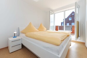2 Schlafzimmer, Reisekinderbett, WLAN