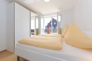 2 Schlafzimmer, Reisekinderbett, WLAN