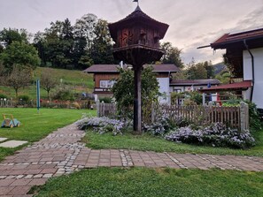 Enceinte de lâhĂ©bergement