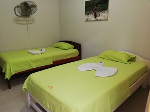 Wifi gratis y ropa de cama 