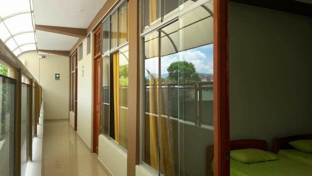 Lorong