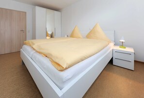3 quartos, berço de viagem, Wi-Fi