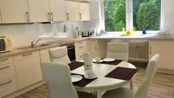 Fridge, microwave, oven, dishwasher