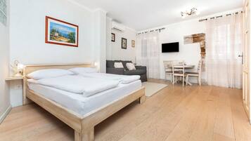 VÀrdeförvaringsskÄp pÄ rummet, individuell inredning och unika möbler