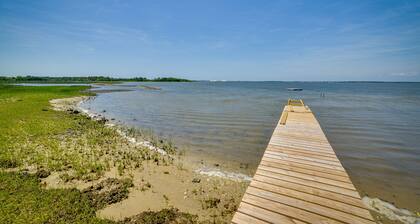 Fifties Beaufort Home w/ Patio, On Newport River!