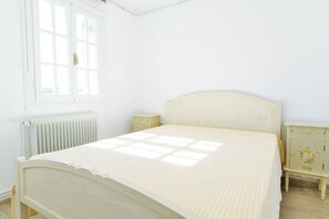 House, 3 Bedrooms | 3 bedrooms, iron/ironing board, free WiFi, bed sheets - Lovely 3-Bedroom House in Tinos (Tinos)