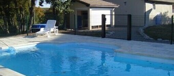 Cottage Quercy with pool, luxury, quiet and relaxing