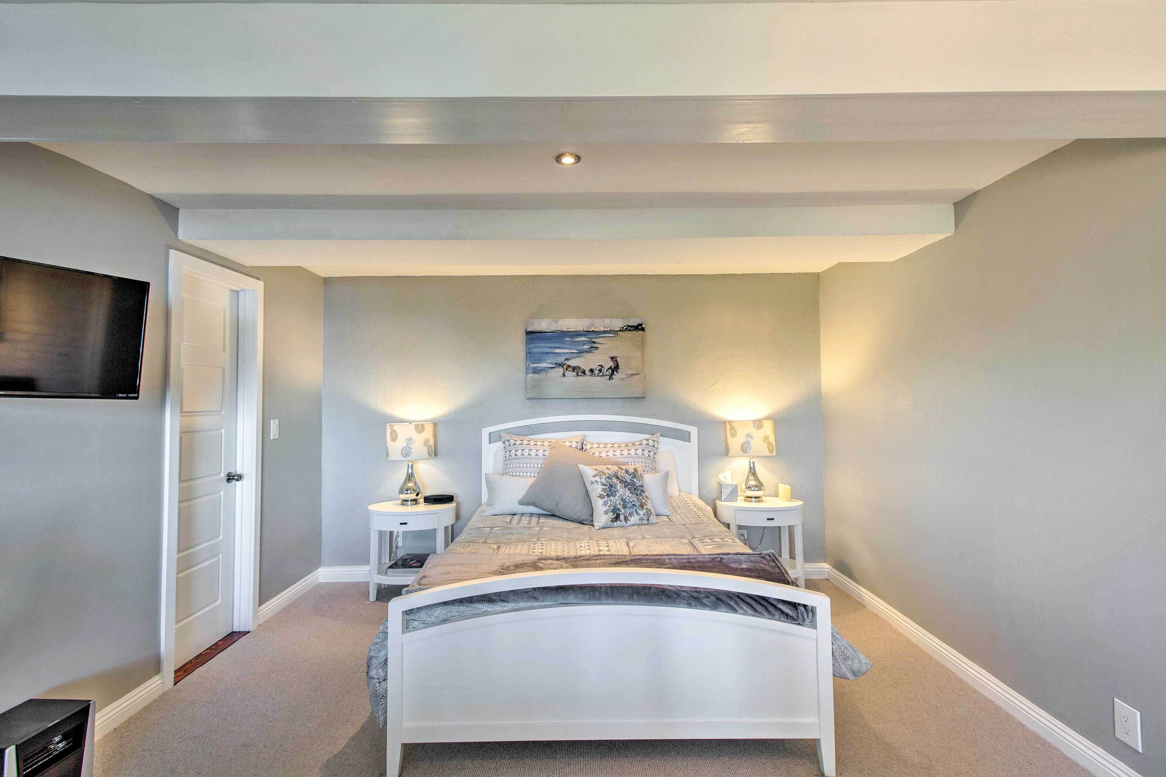 Luxury Studio w/ Hot Tub & San Francisco Bay Views