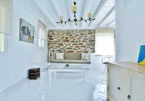 Ferienhaus, 2 Schlafzimmer | Wohnbereich | Flachbildfernseher