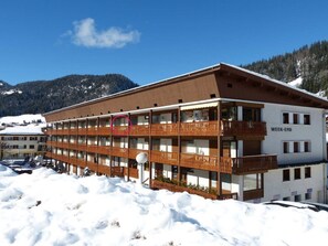 Exterior - 2** Apartment for 6, South, near slopes and shops (La Clusaz)