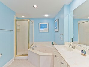 Hair dryer, towels - Sandpiper 107 | Ocean Views, 20 Yards to Beach! (Tybee Island)